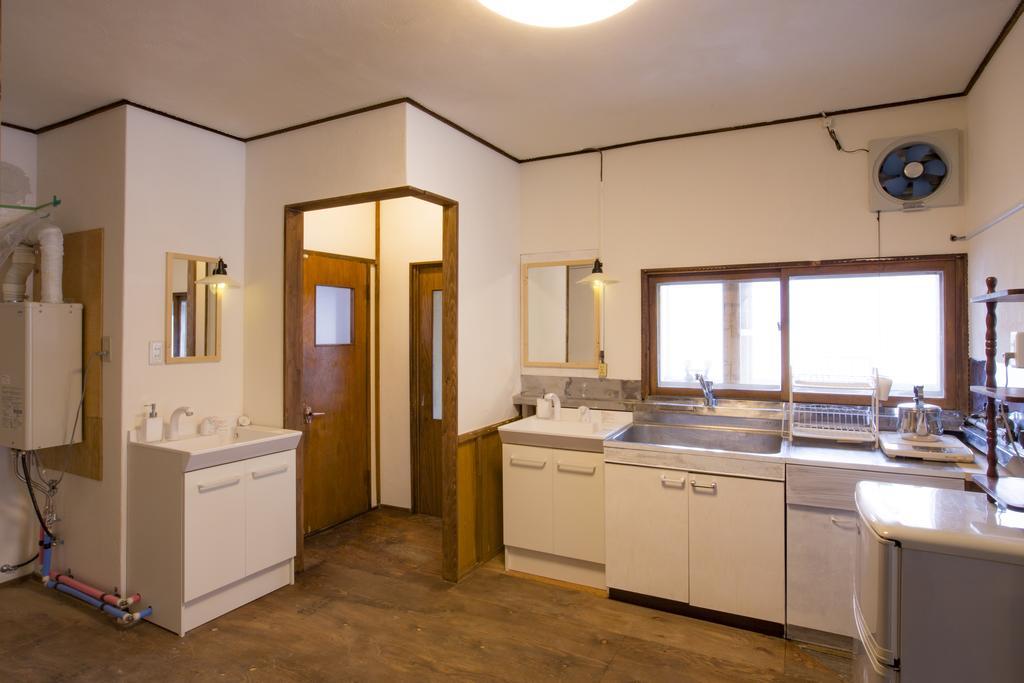 Guest House Sato Shoten Toyoura Екстериор снимка